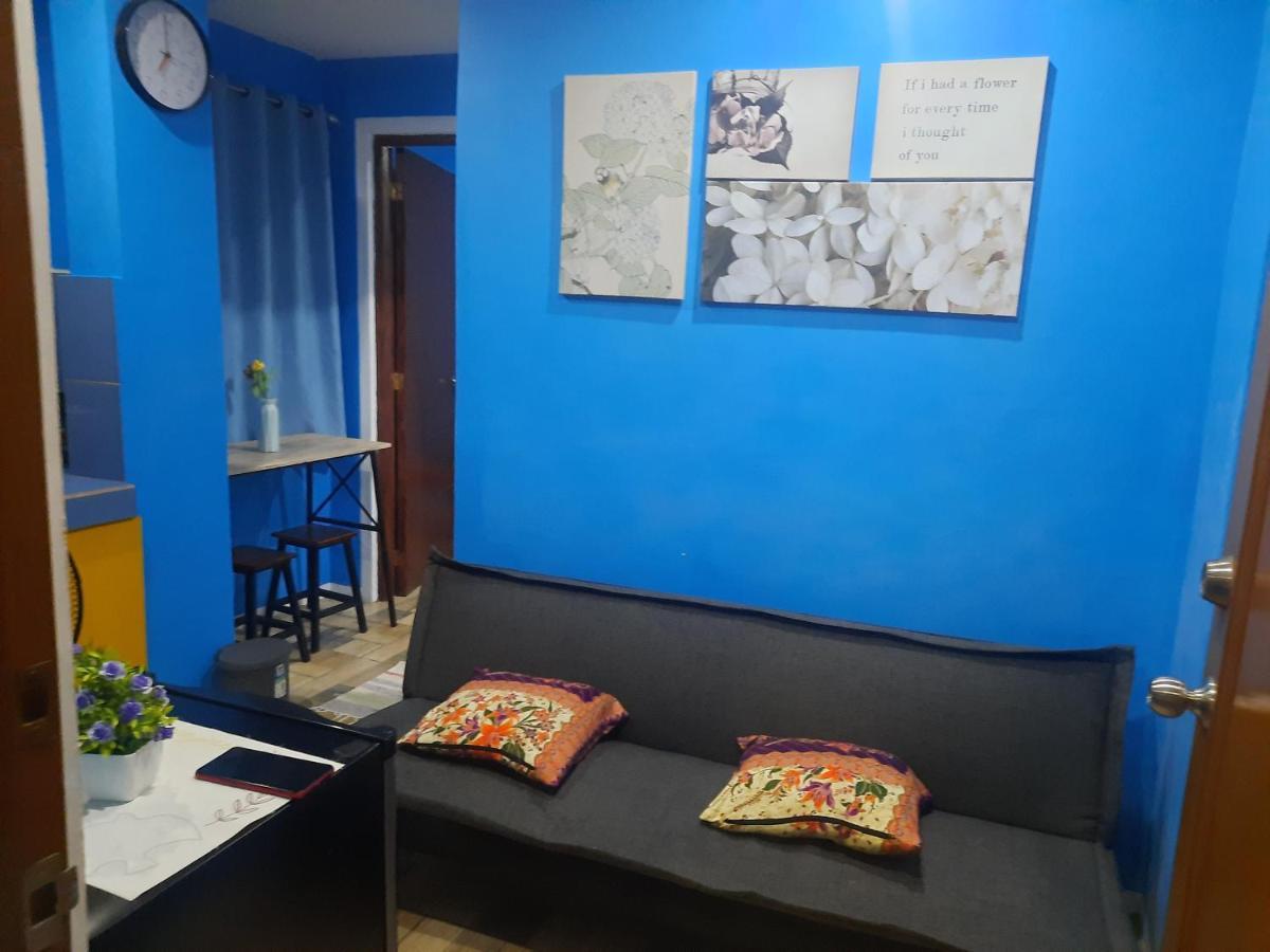 Bluenest Apartment Manila Exteriör bild